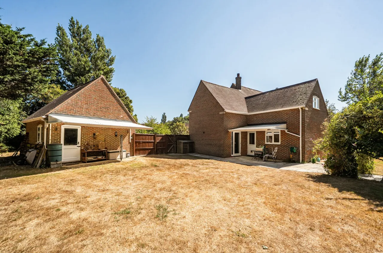 Chalder Lane, Sidlesham, PO20, photo 17