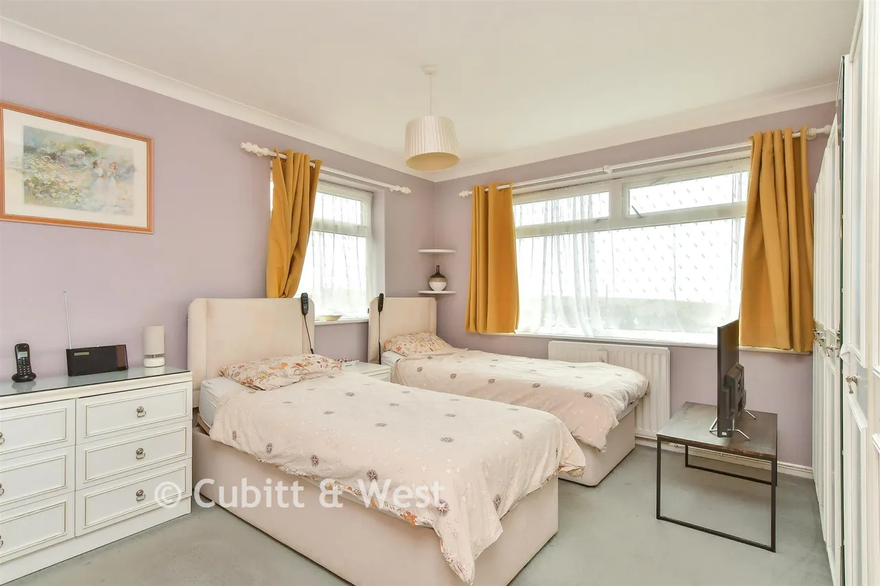 Crescent Drive South, Woodingdean, BN2, photo 9