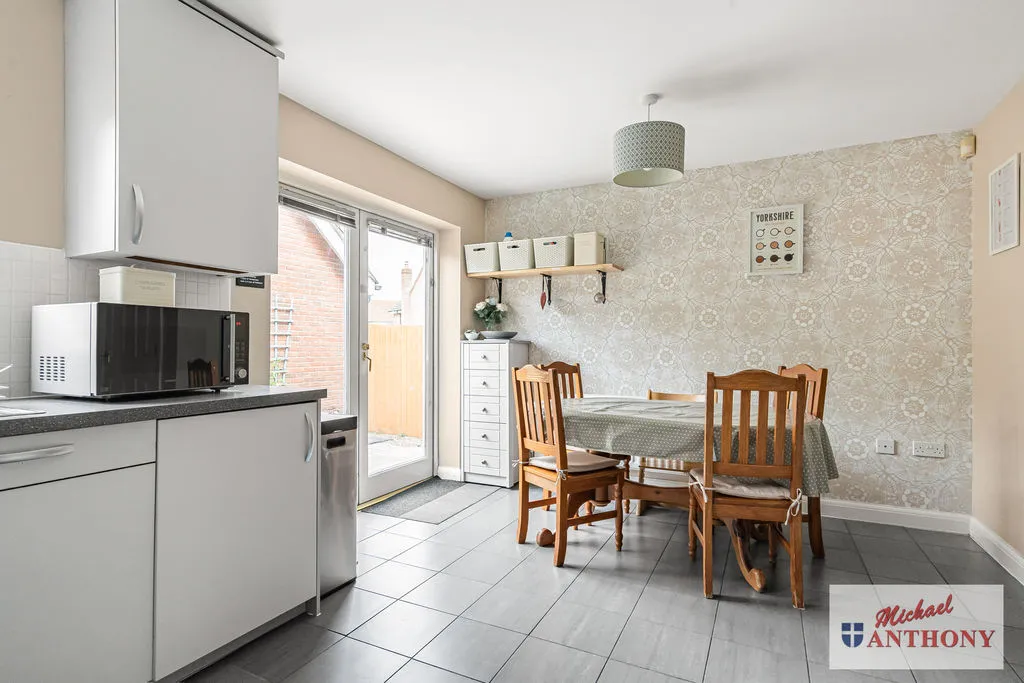 Barnet Close, Oakhill, MK5, photo 5