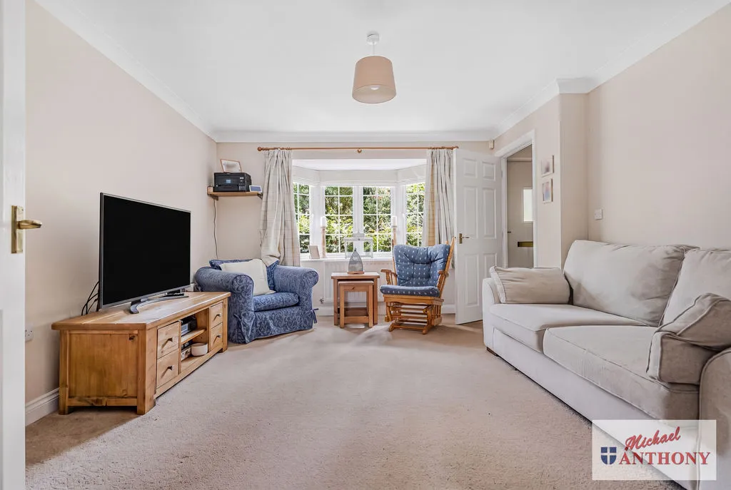 Barnet Close, Oakhill, MK5, photo 3