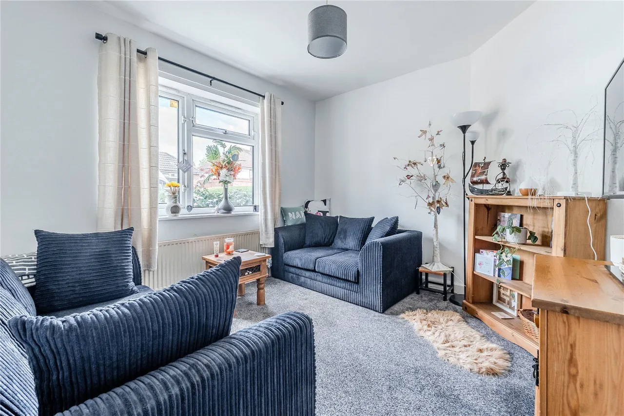 King Edward Crescent, Horsforth, LS18, photo 6