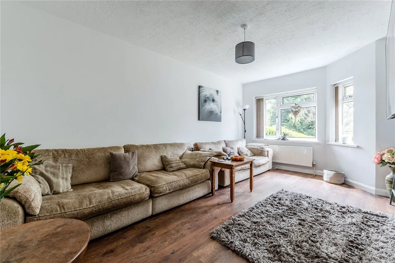 King Edward Crescent, Horsforth, LS18, photo 10