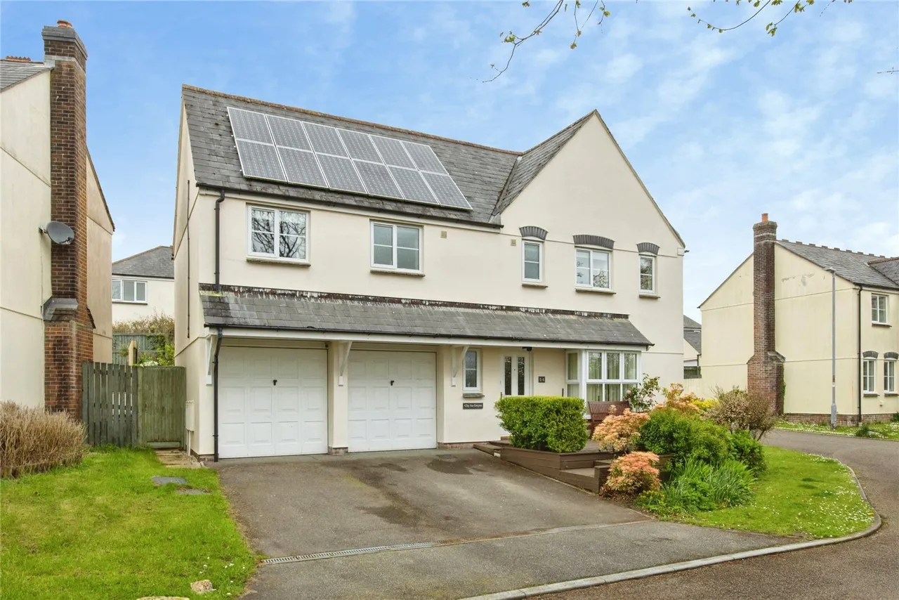 4 bed house for sale, Kestell Parc, Bodmin, PL31