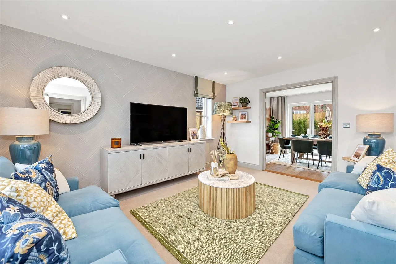 4 bed house for sale, Joseph Hooker Gardens, Halesworth, IP19