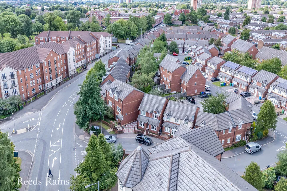 Larch Gardens, Manchester, M8, photo 12