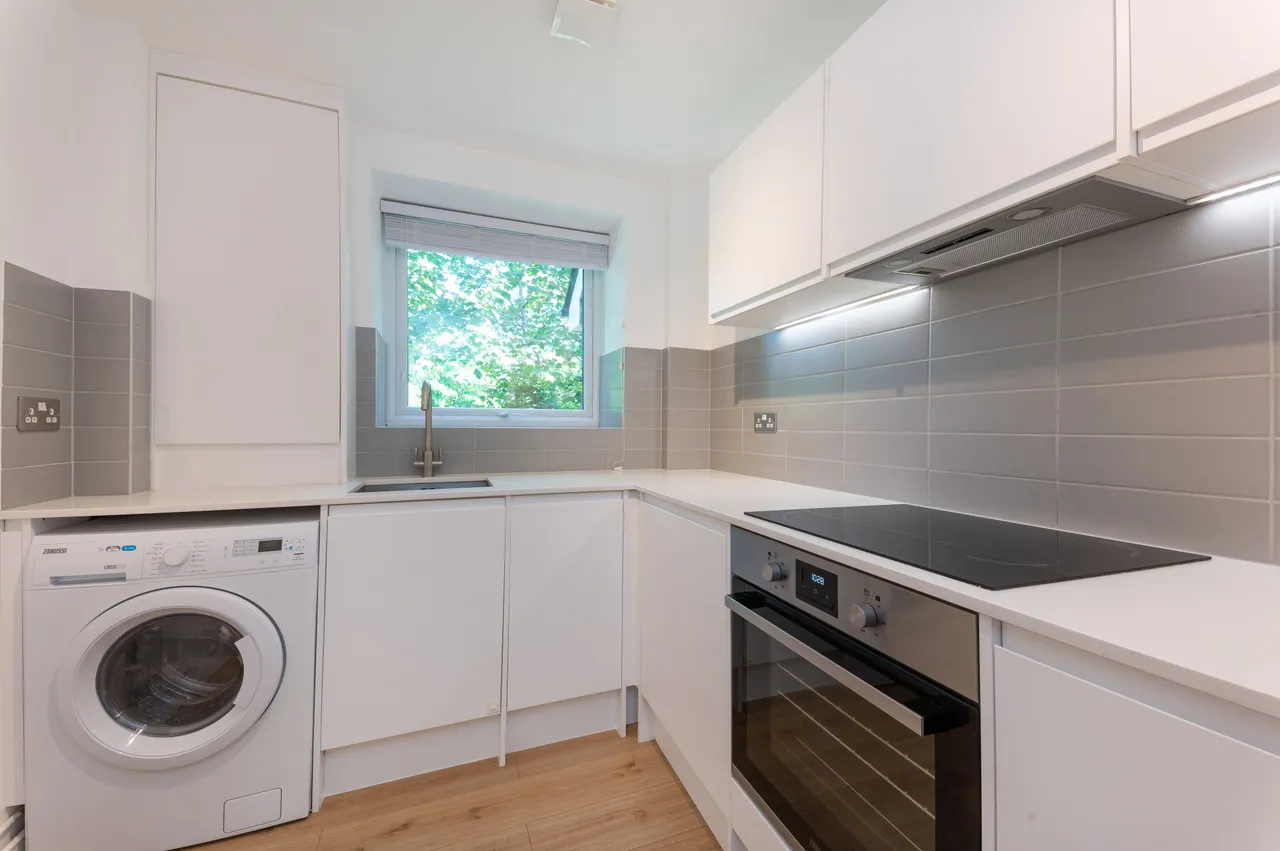 7 Kew Bridge Court, London, photo 7