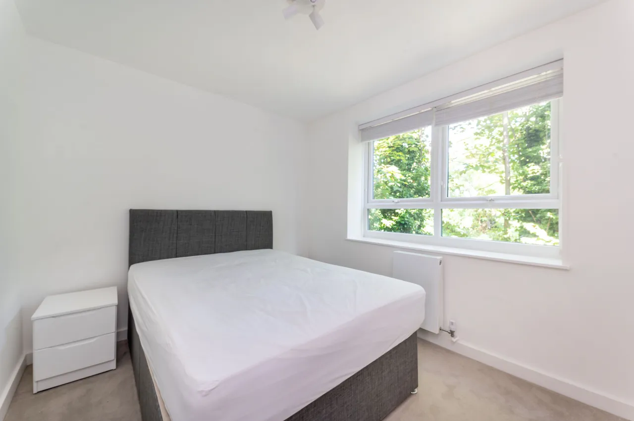 7 Kew Bridge Court, London, photo 4