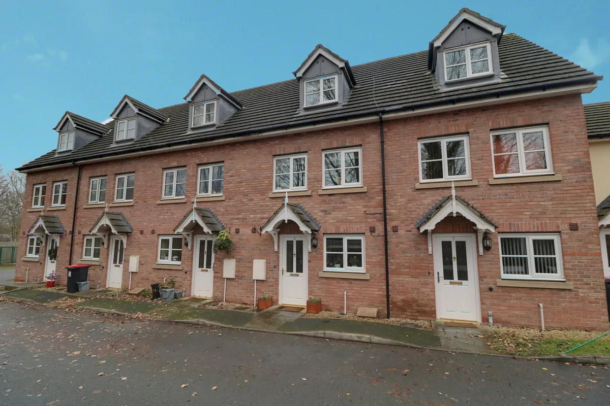 3 bed property for sale, Peacock Grove, Telford