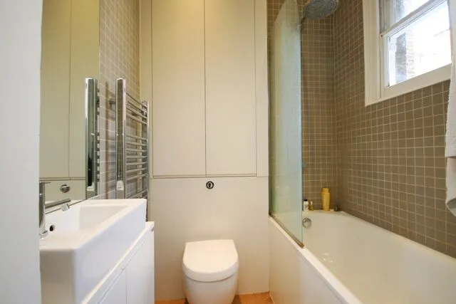 18c Mornington Avenue, London, photo 5