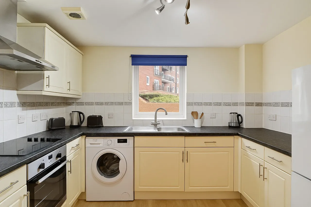 Squires Court, Bedminster, BS3, photo 4