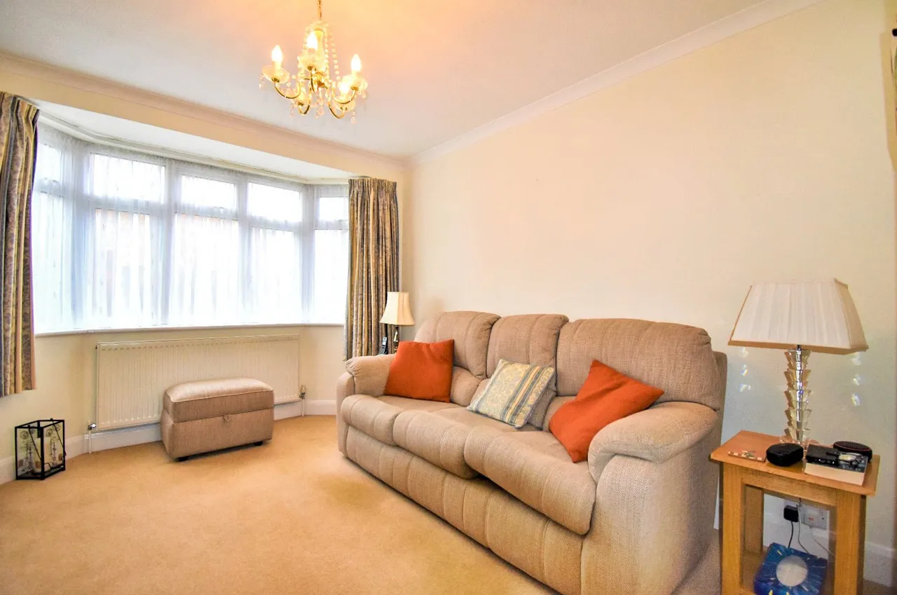 Highfield Gardens, Aldershot, Hampshire, GU11 3DB, photo 5