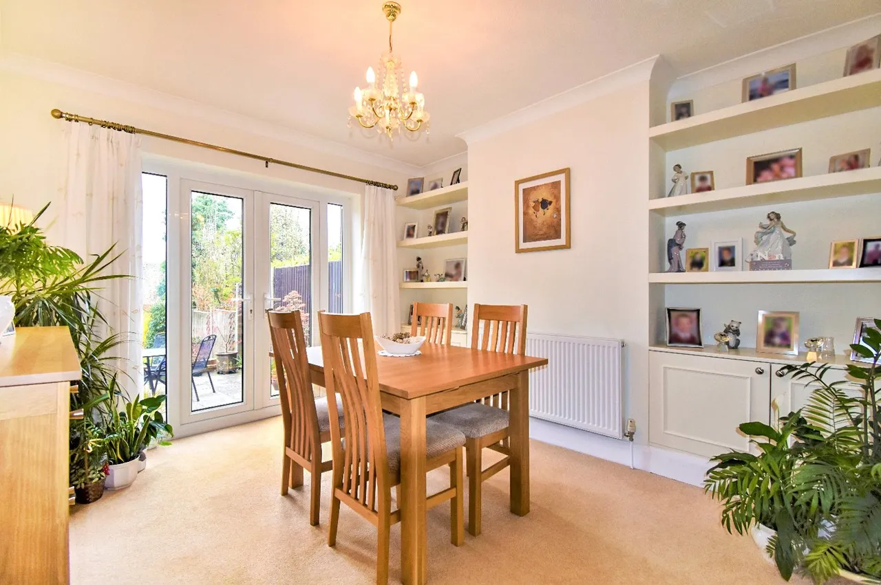 Highfield Gardens, Aldershot, Hampshire, GU11 3DB, photo 4