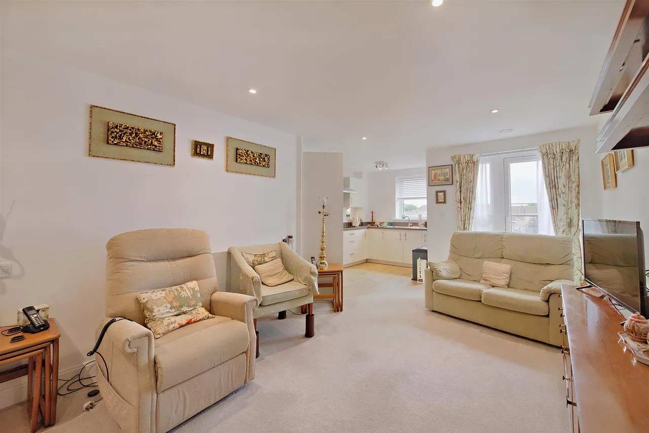 Studio Way, Borehamwood, WD6, photo 5