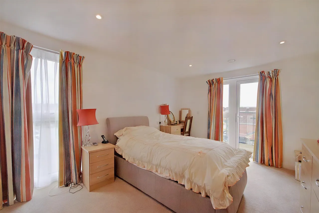 Studio Way, Borehamwood, WD6, photo 6
