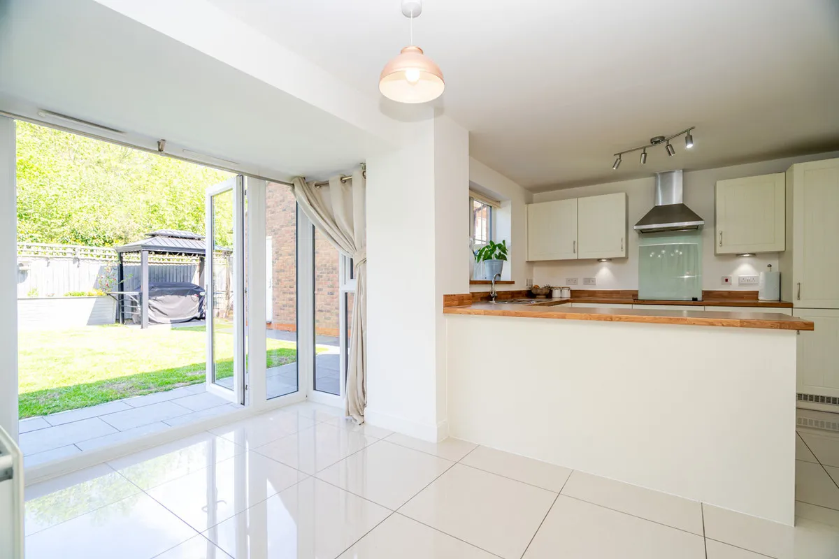 Milton Keynes, MK10, photo 20