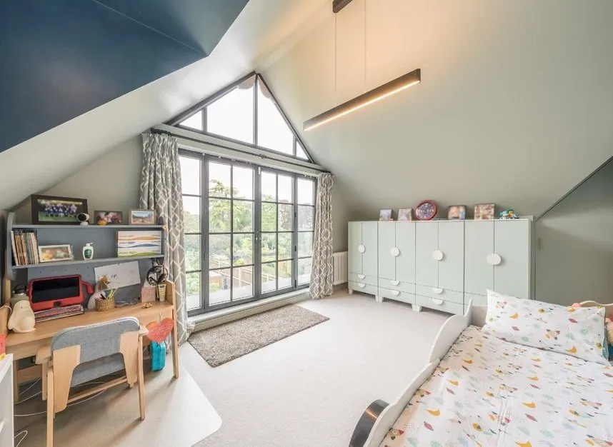Marlborough Road, Hampton, TW12, photo 12