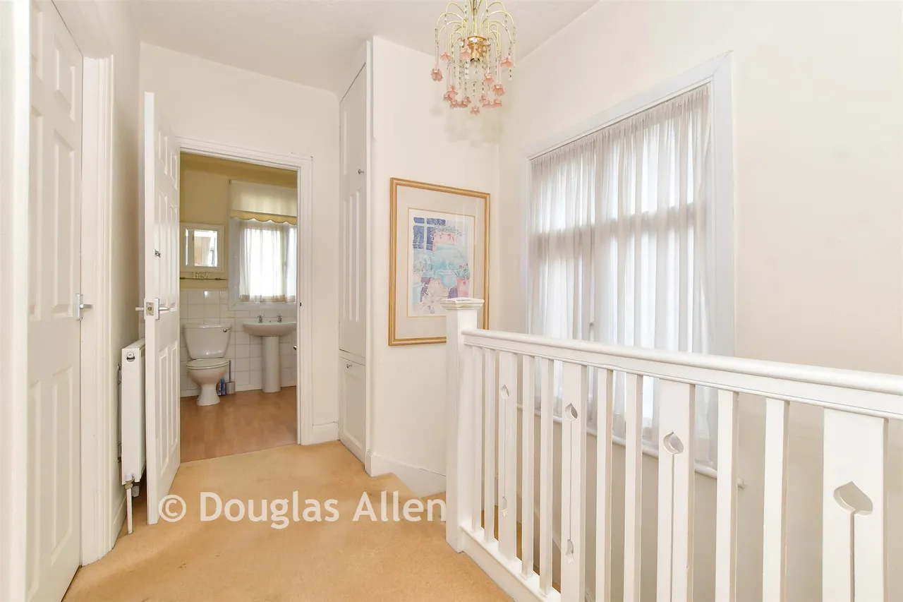 Farm Hill Road, Waltham Abbey, EN9, photo 10
