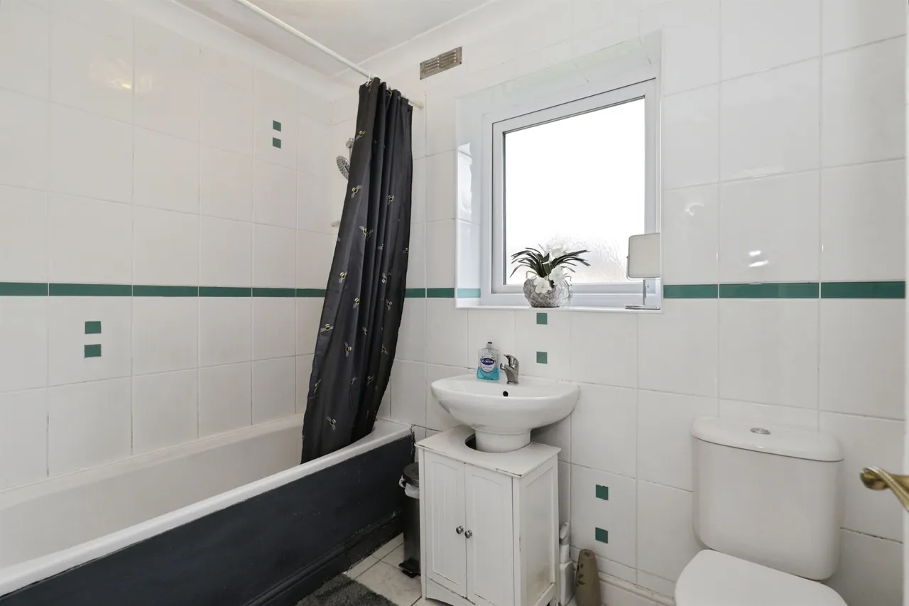 Eleanor Road, Harrogate, HG2, photo 12