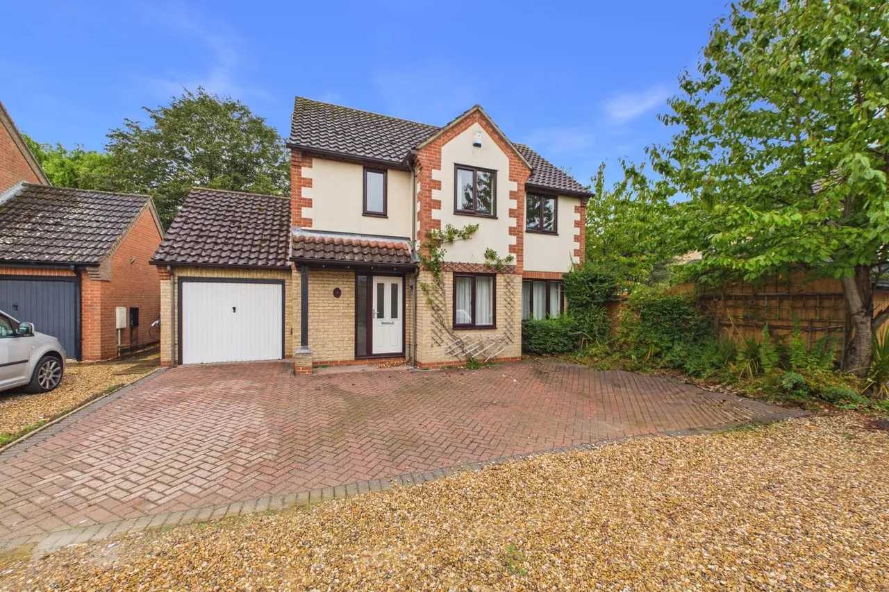 3 bed house for sale, Wedgewood Drive, Spalding, PE11