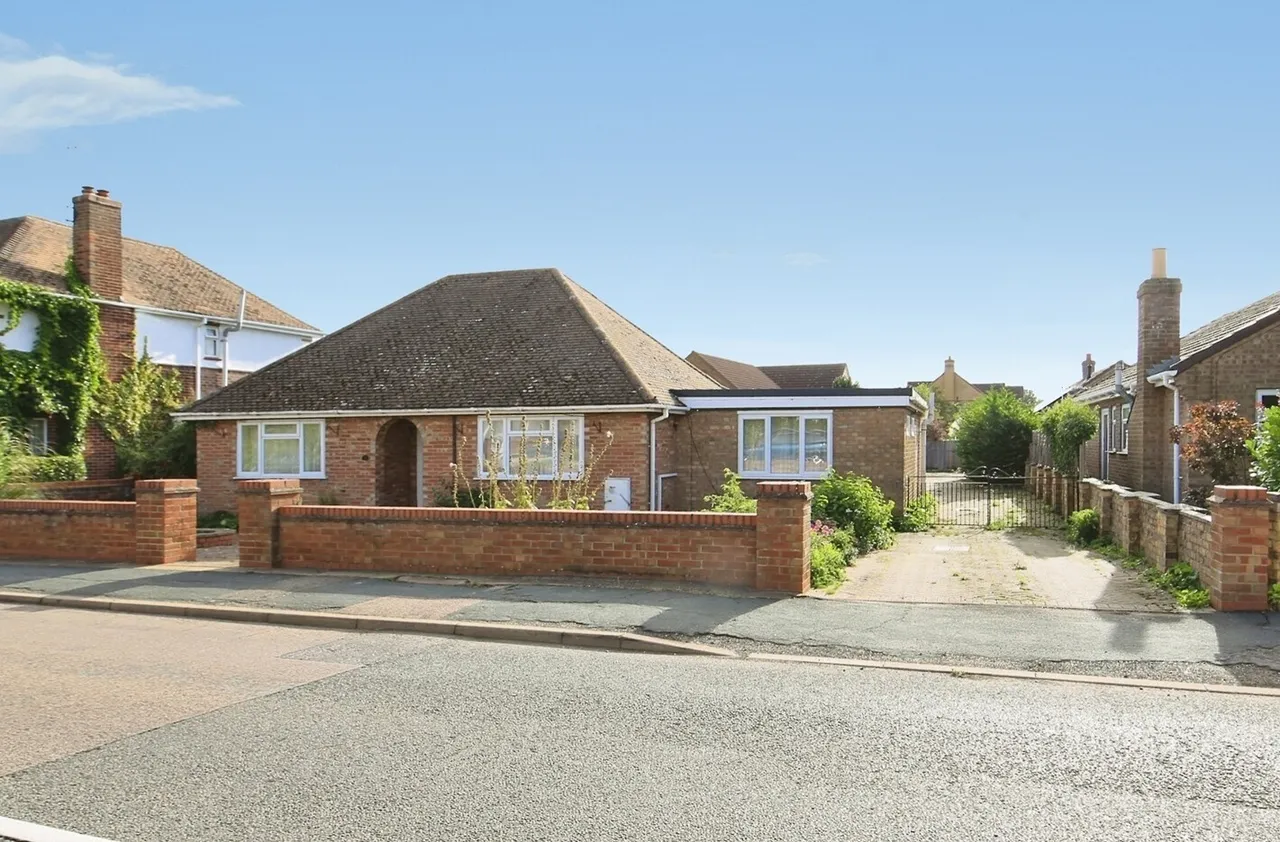 4 bed house for sale — Station Road, Warboys, Huntingdon