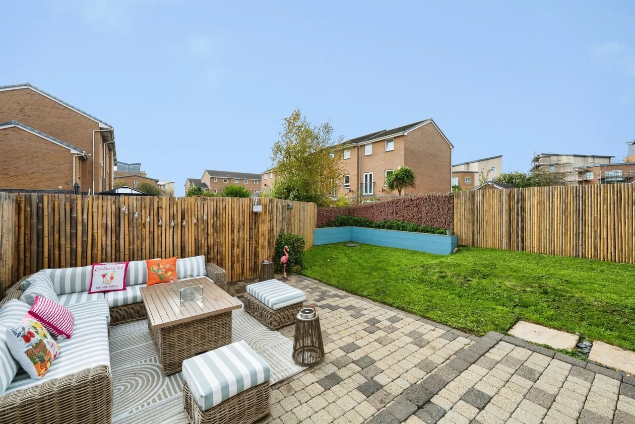 Pentre Doc Y Gogledd Llanelli, SA15, photo 4