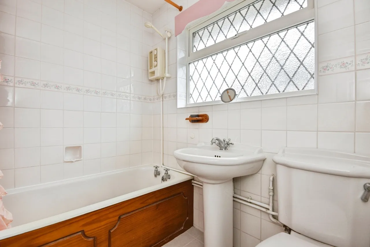 Lincoln Close, Morecambe, LA4, photo 10
