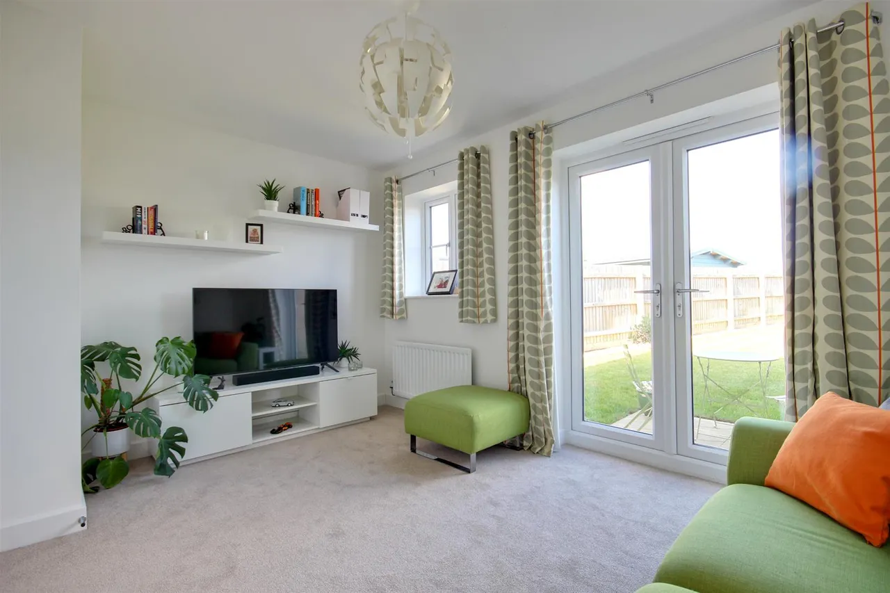 Robson Avenue, Beverley, photo 2