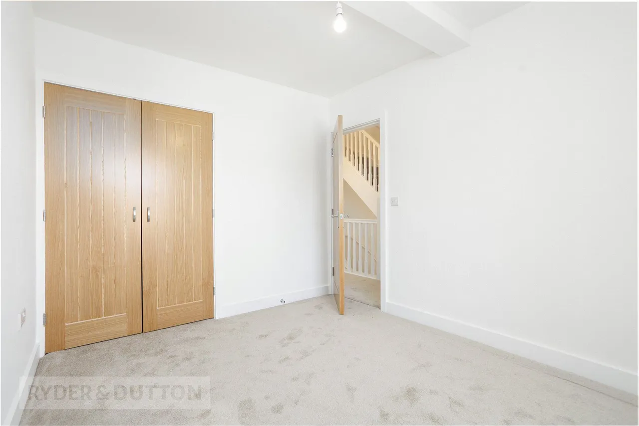 Huddersfield Road, Millbrook, SK15, photo 14
