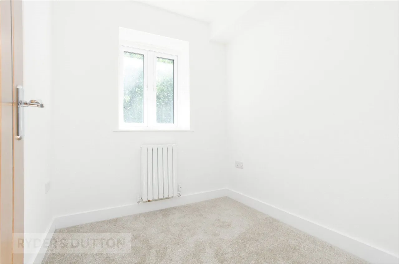 Huddersfield Road, Millbrook, SK15, photo 13