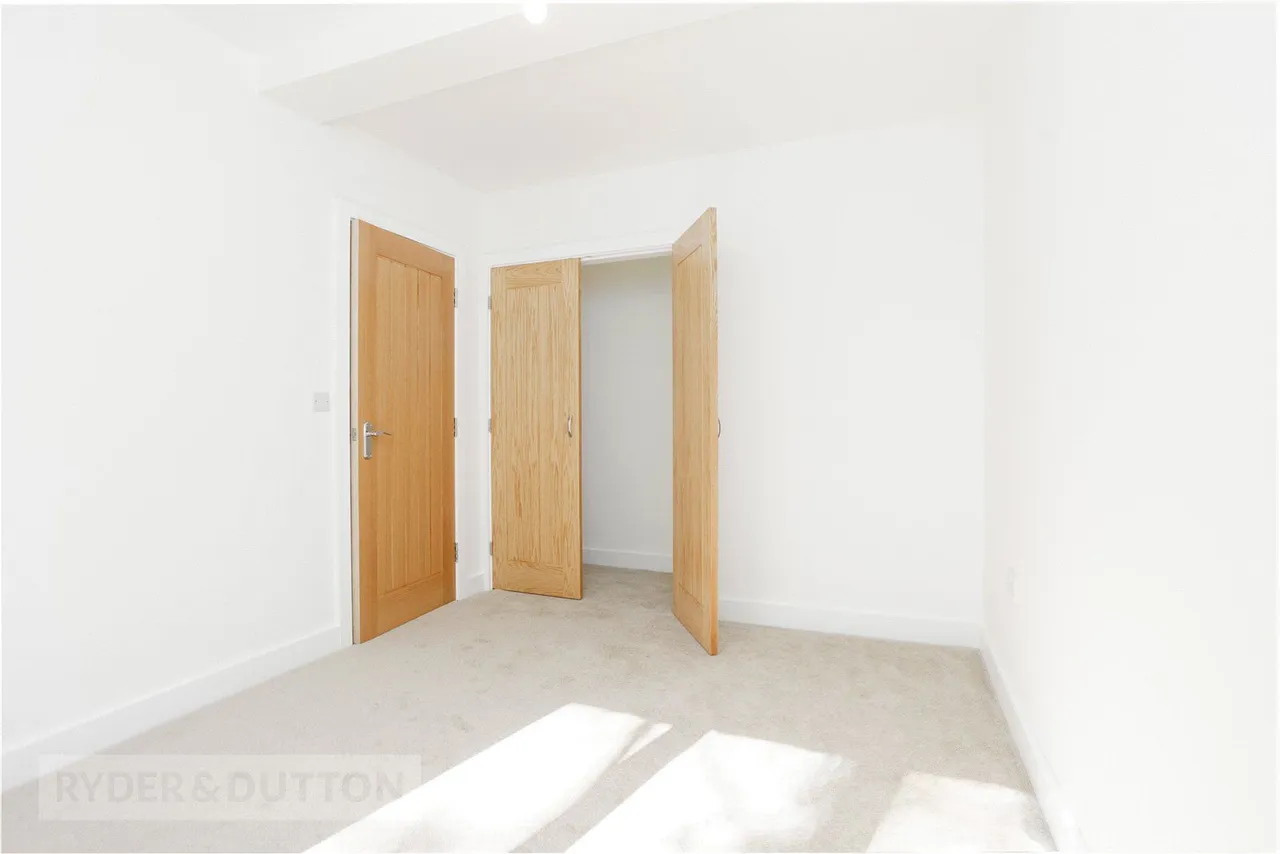 Huddersfield Road, Millbrook, SK15, photo 12