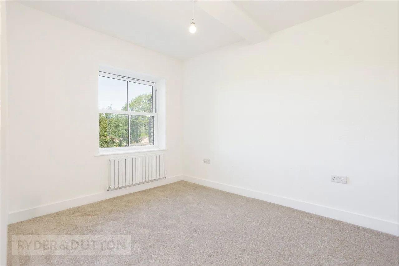 Huddersfield Road, Millbrook, SK15, photo 15