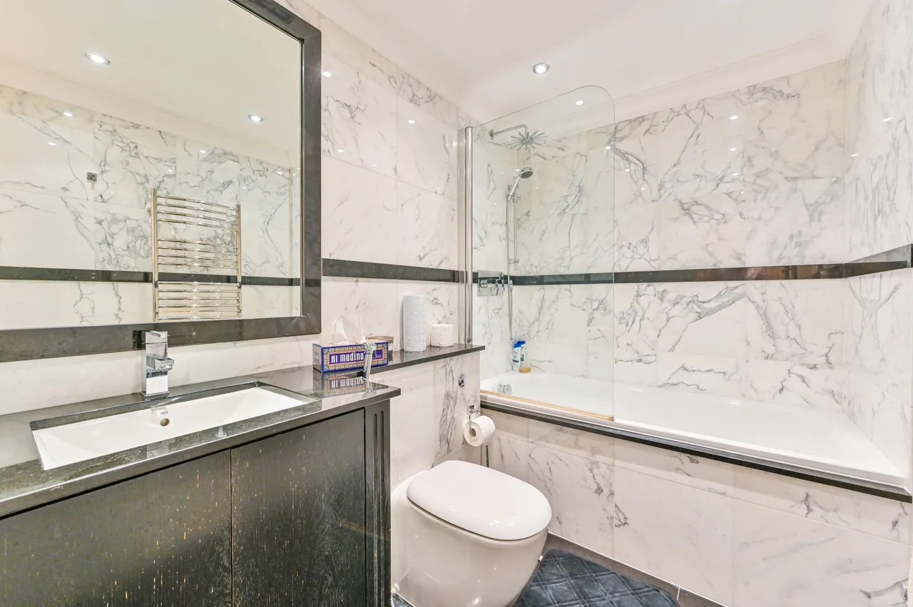 London, NW8, photo 8