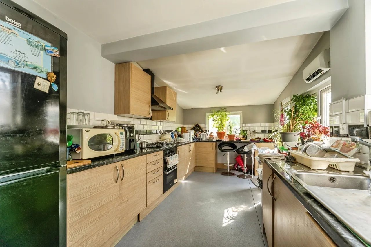 Moffat Road, London, N13, photo 5