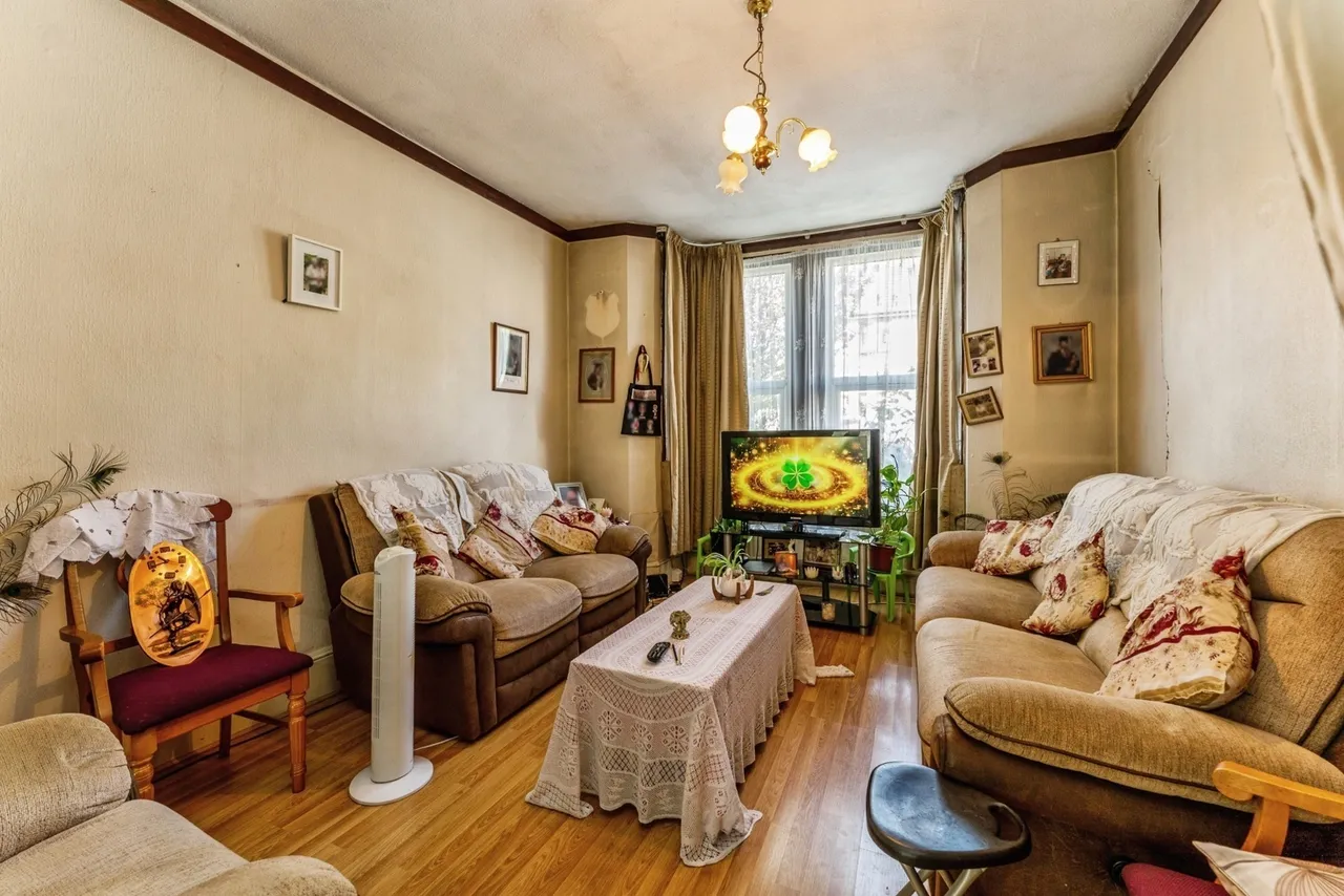 Moffat Road, London, N13, photo 2