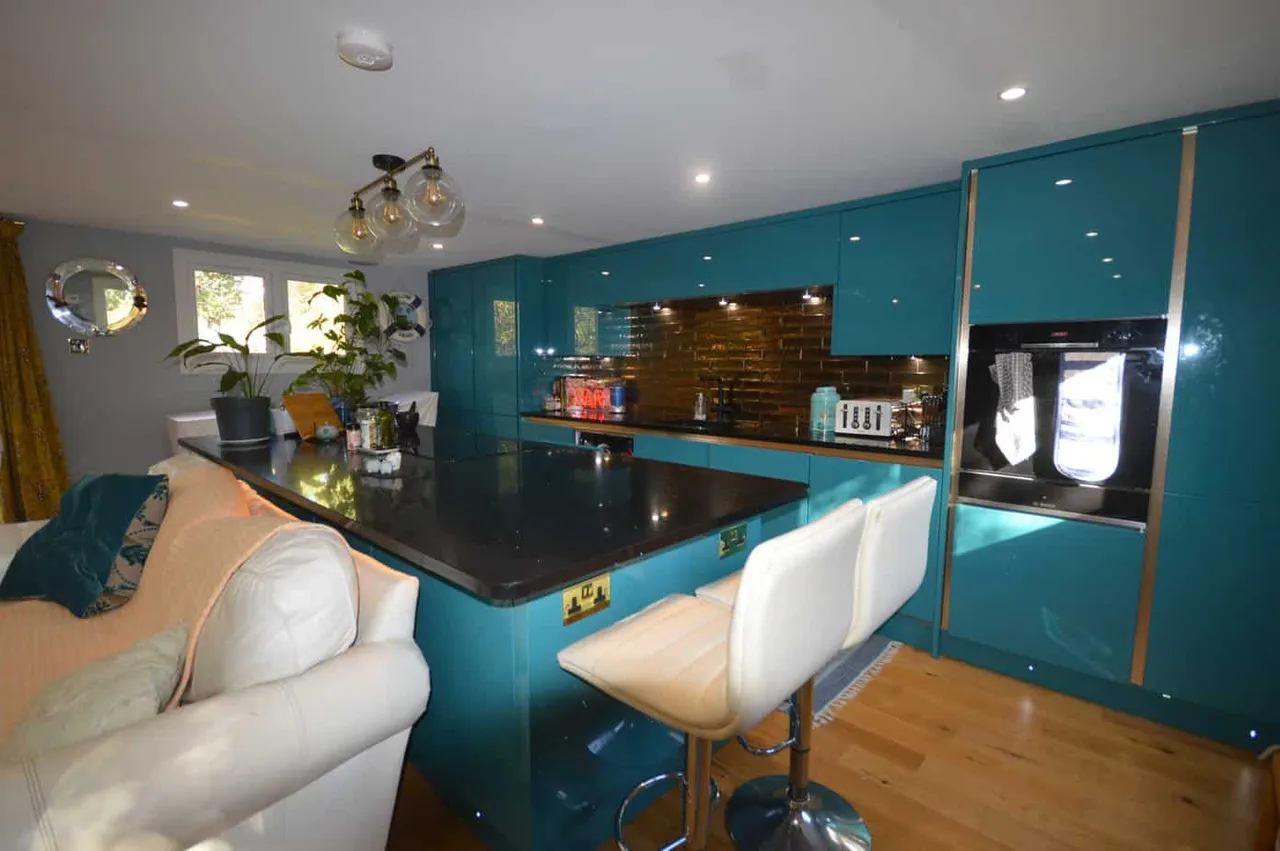 Taggs Island, Hampton, TW12, photo 5