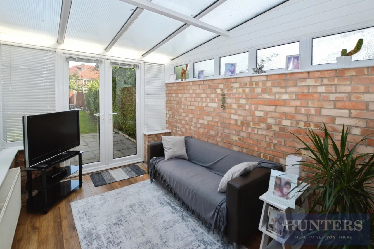Northfield Avenue, Wigston, LE18, photo 5