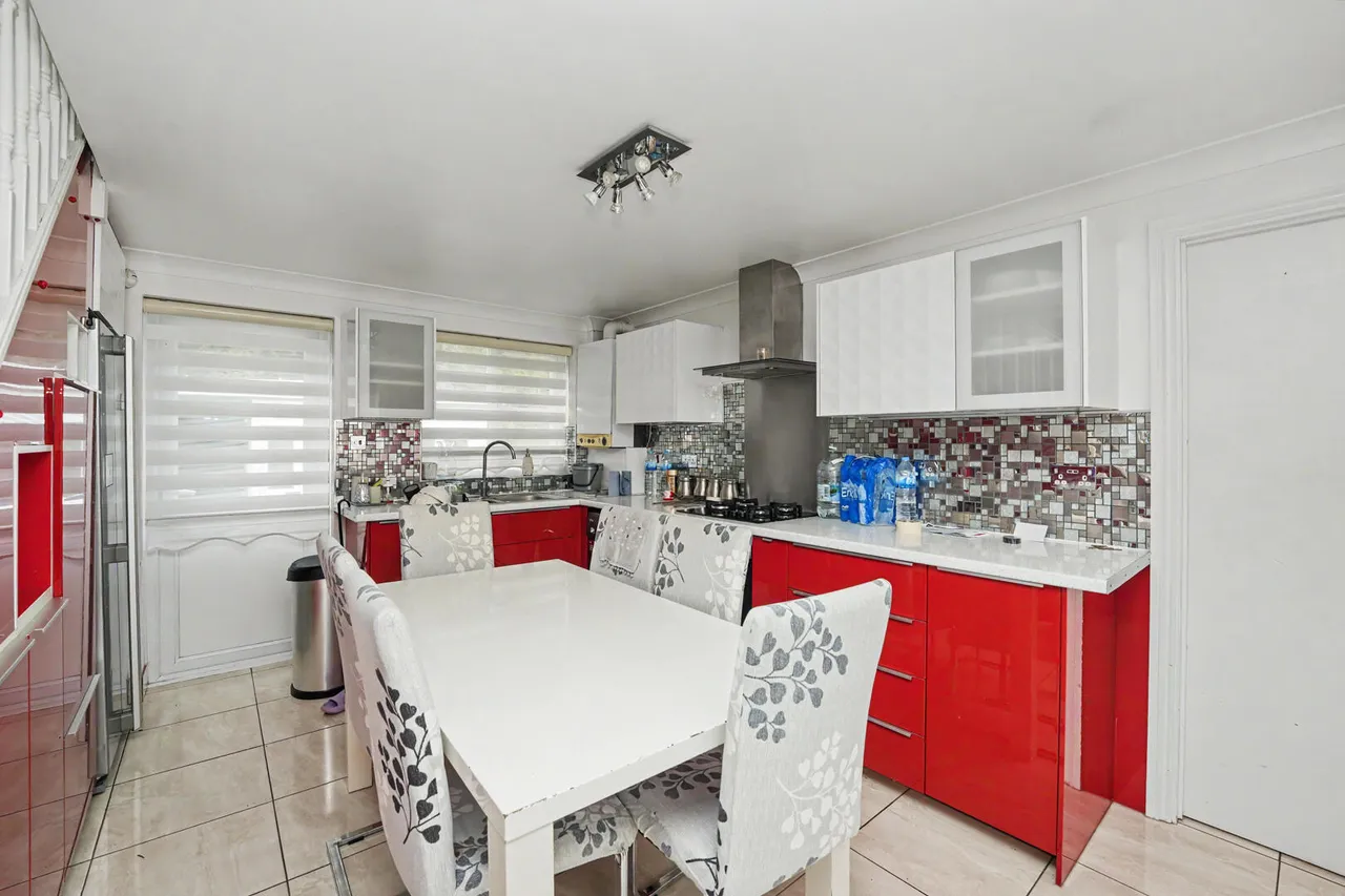 Fogerty Close, Enfield, EN3, photo 5