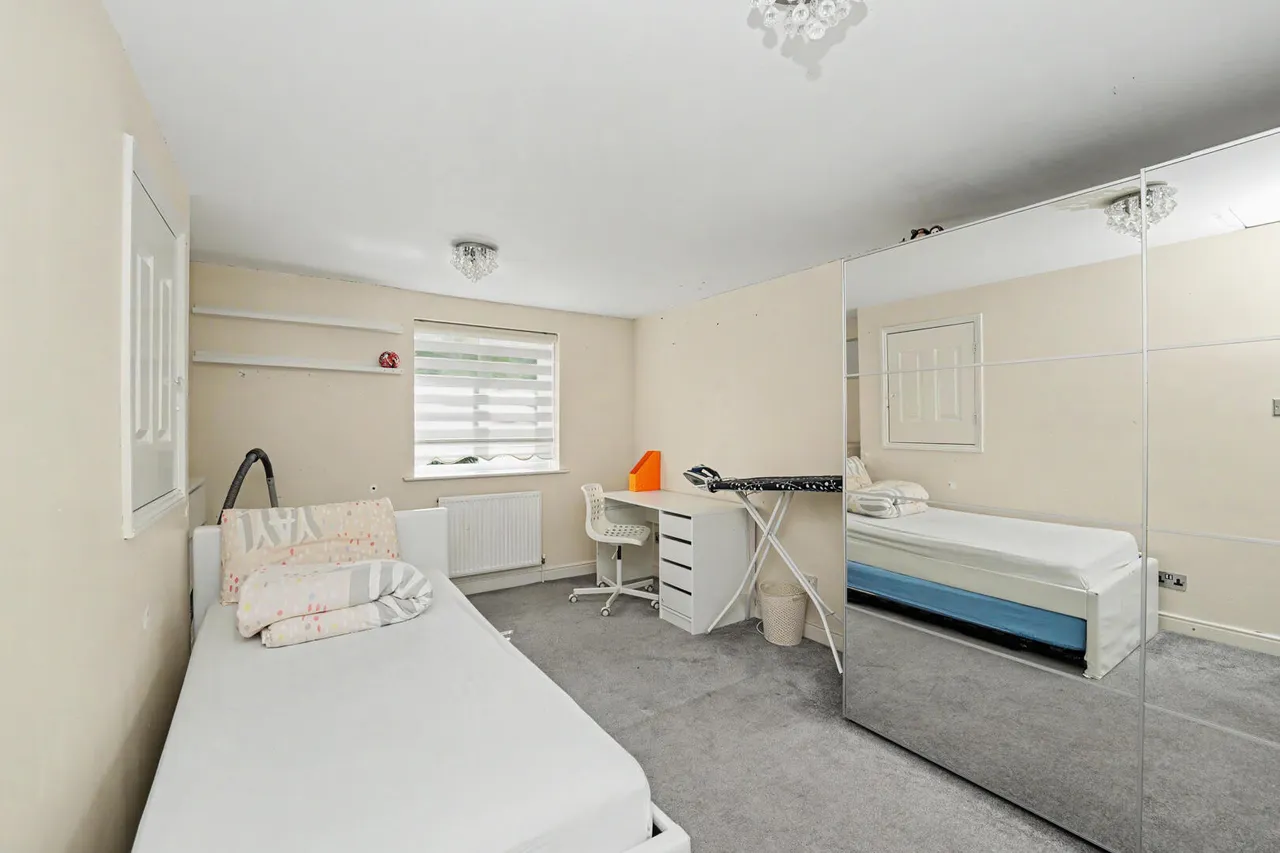 Fogerty Close, Enfield, EN3, photo 16