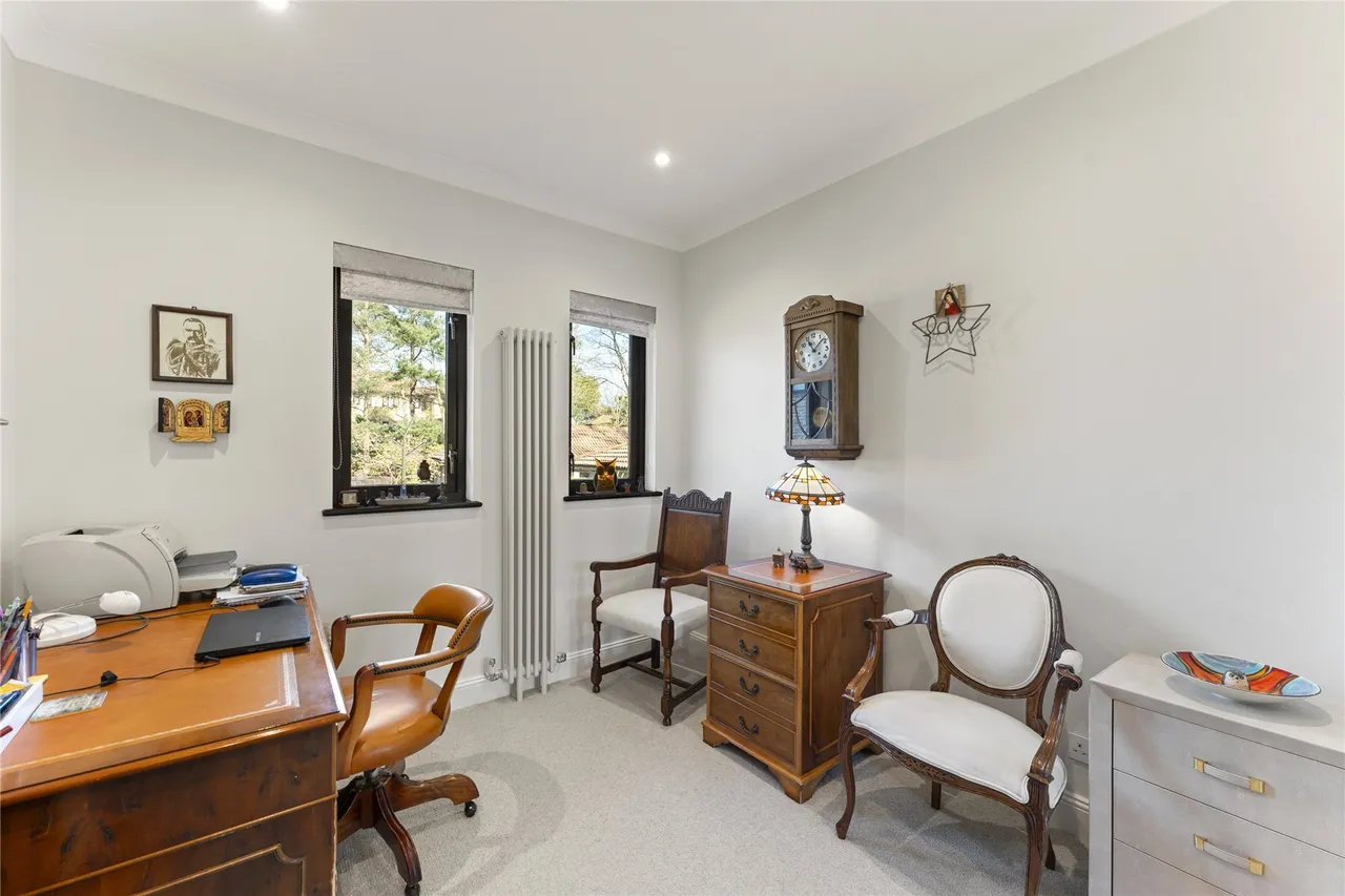 The Gables, Oxshott, KT22, photo 12