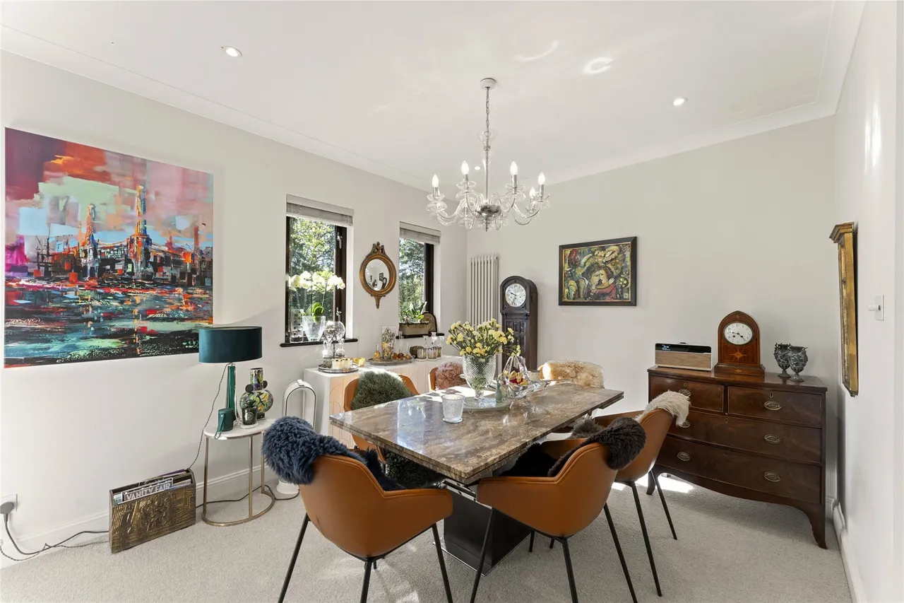The Gables, Oxshott, KT22, photo 7