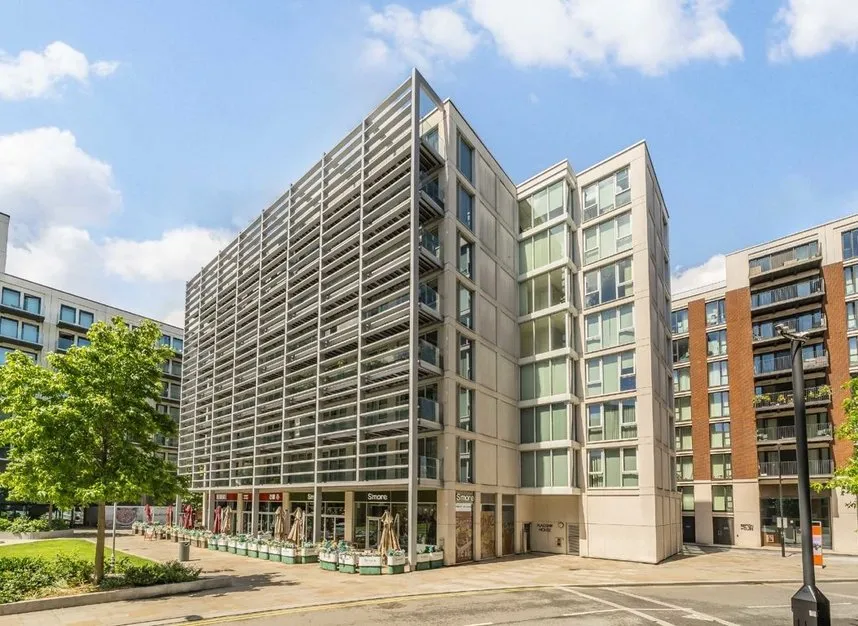 Royal Crest Avenue, Royal Wharf, E16, photo 7
