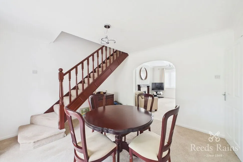 Whitley Spring Crescent, Ossett, West Yorkshire, WF5, photo 3