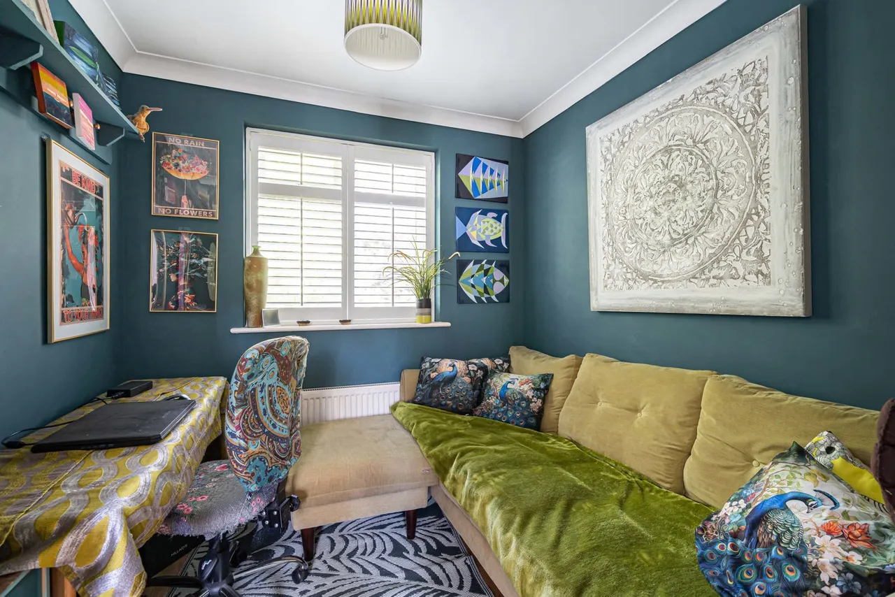 St. Johns Road, St Johns, GU21, photo 6