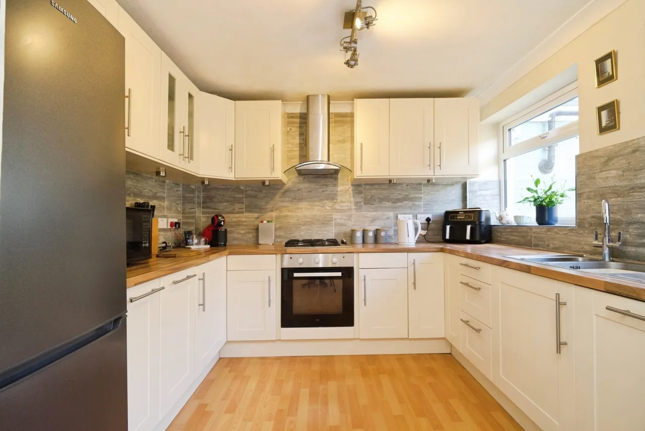 Woodstock Road, Loxley, Sheffield, S6, photo 2