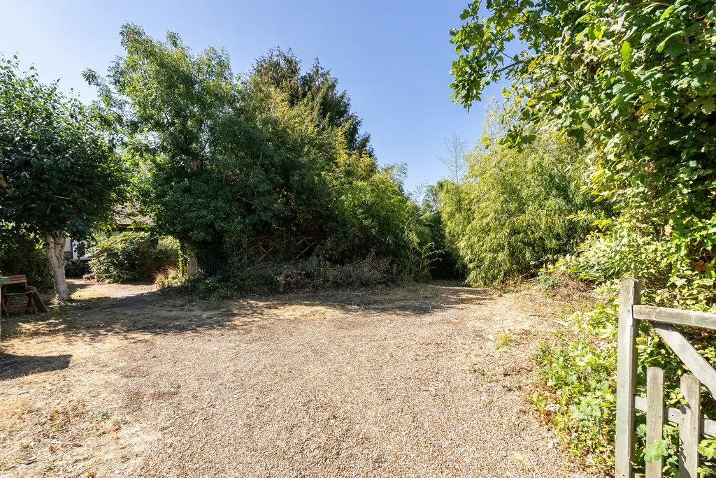 The Borough, Brockham, RH3, photo 18