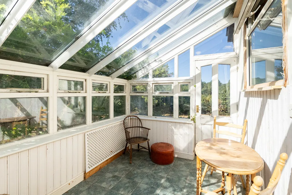The Borough, Brockham, RH3, photo 6