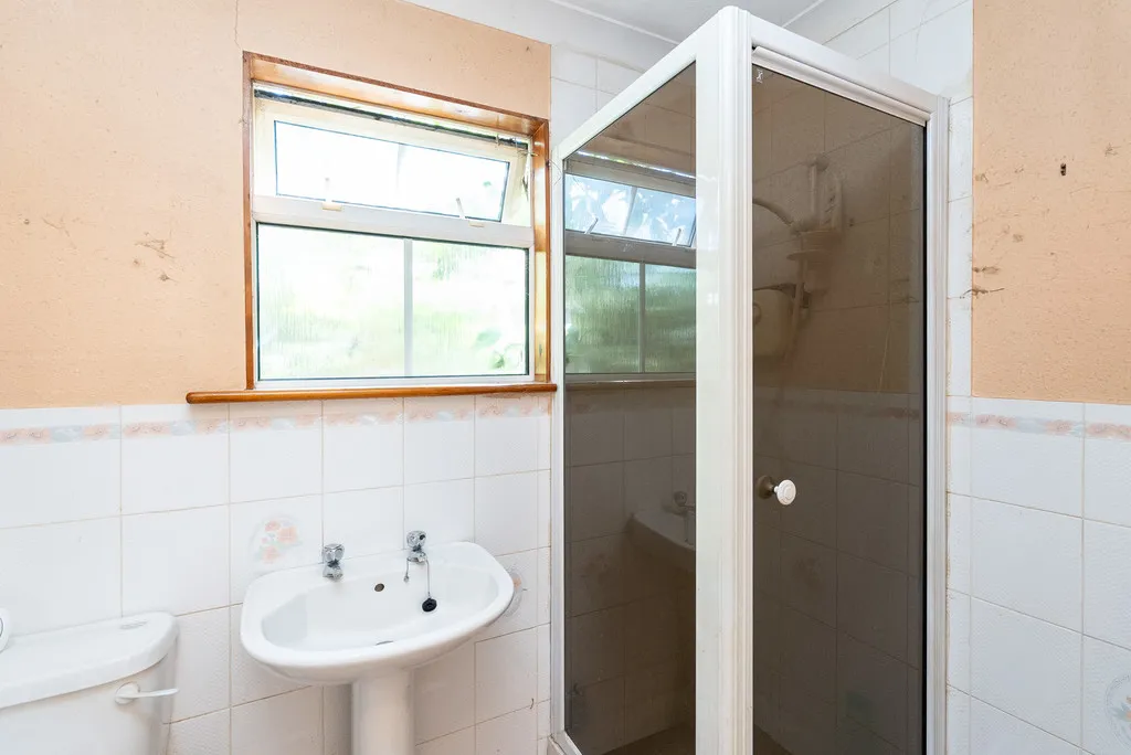 The Borough, Brockham, RH3, photo 12