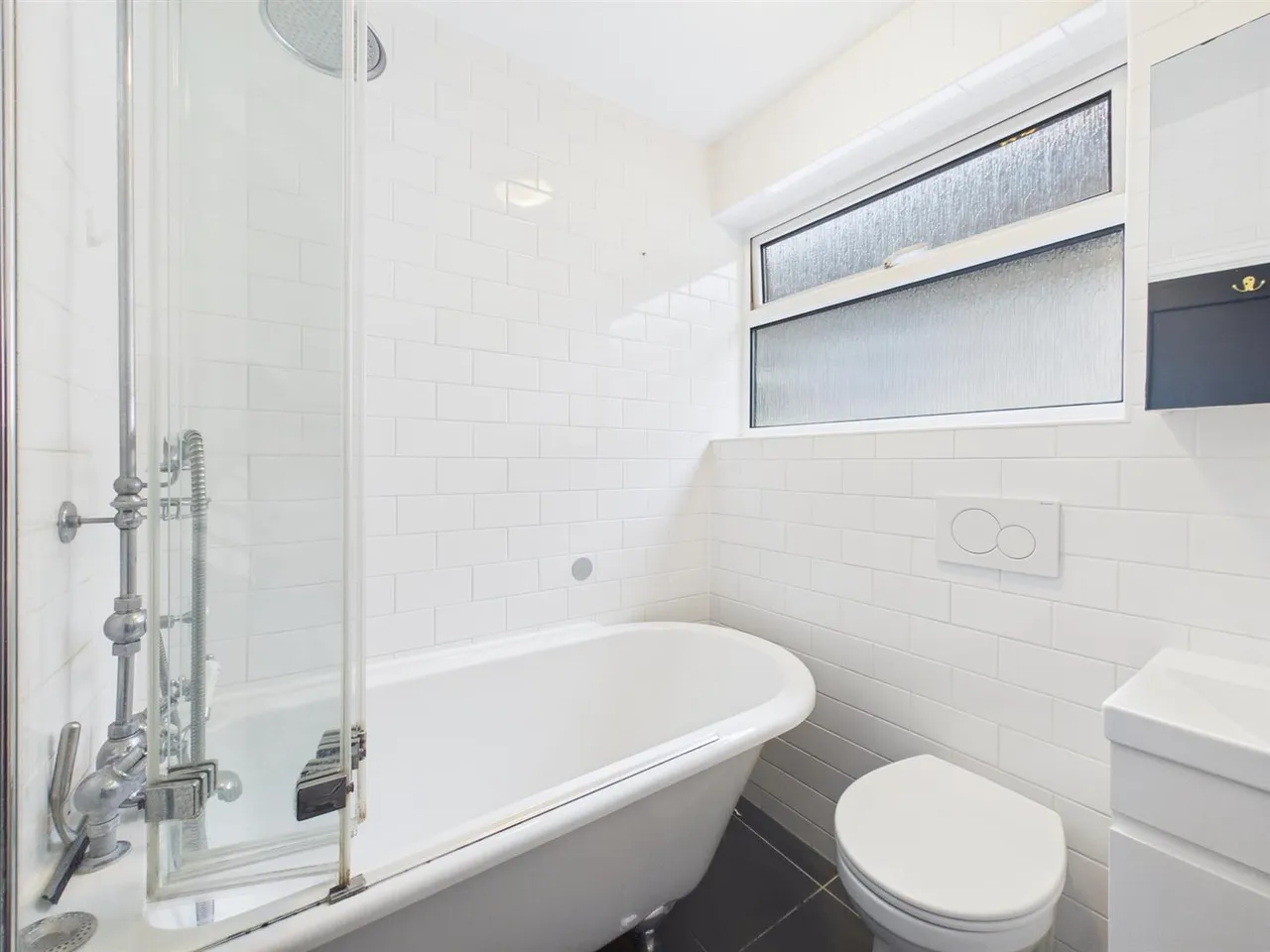 Woodville Gardens, Ruislip, HA4 7ND, photo 5