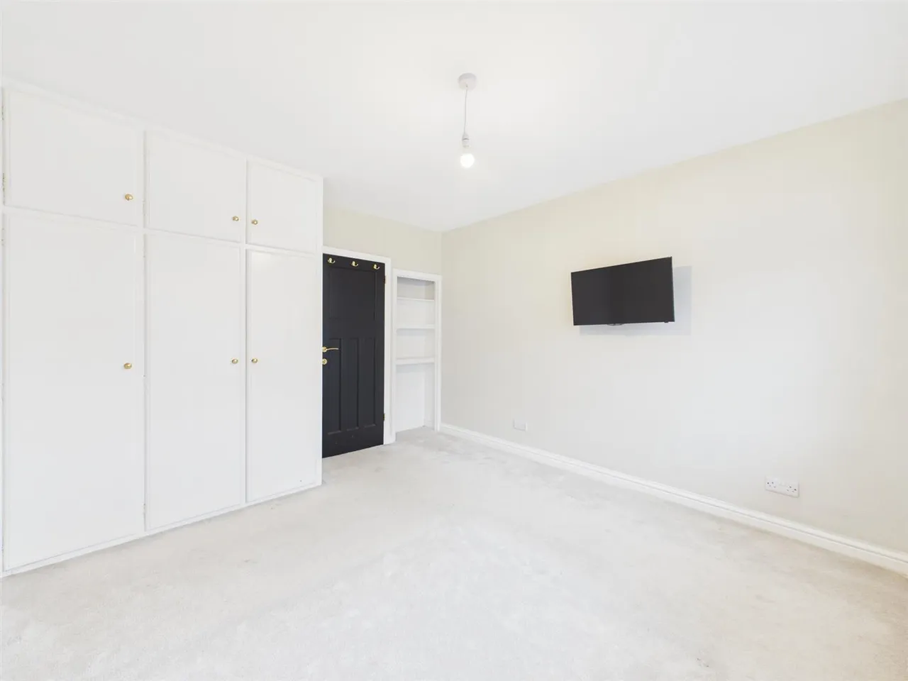 Woodville Gardens, Ruislip, HA4 7ND, photo 13