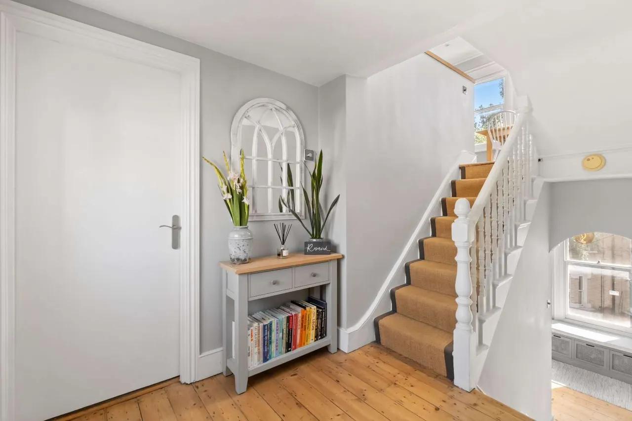St. Luke's Avenue, London, SW4 7LQ, photo 9